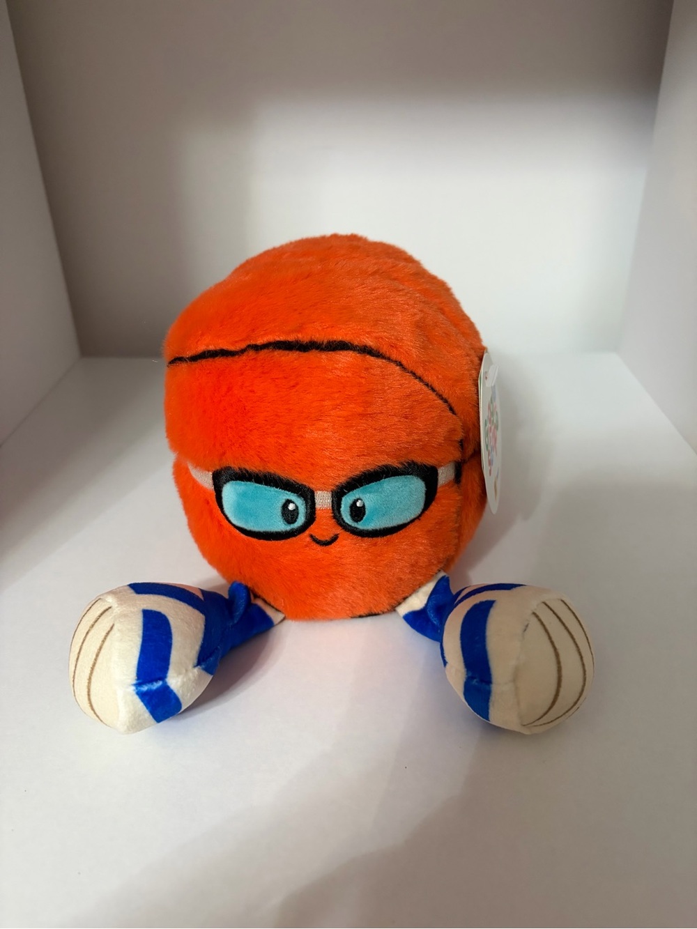 Gigglescape Basketball with Goggles & Feet